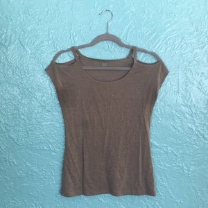 A.n.a Cold Shoulder Top Petite S